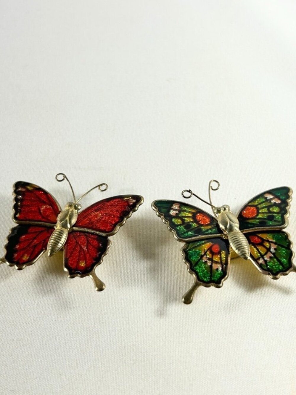 Butterflies Two Iridized Enamel Magnetic Made In Taiwan 1970’S